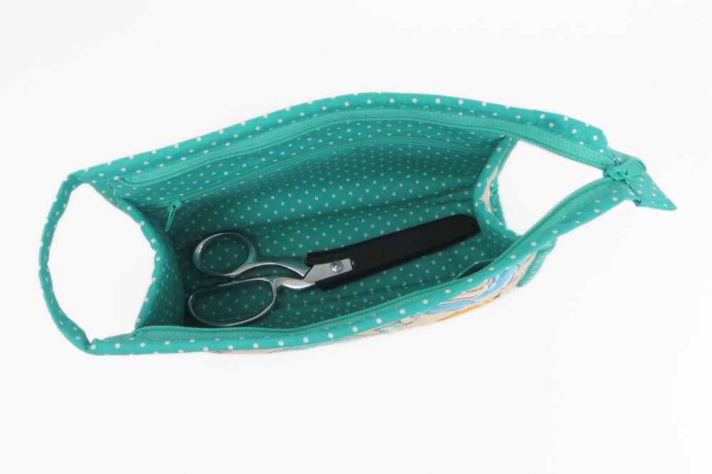 Make Me Up Before You Go-Go Makeup Bag Sewing Pattern