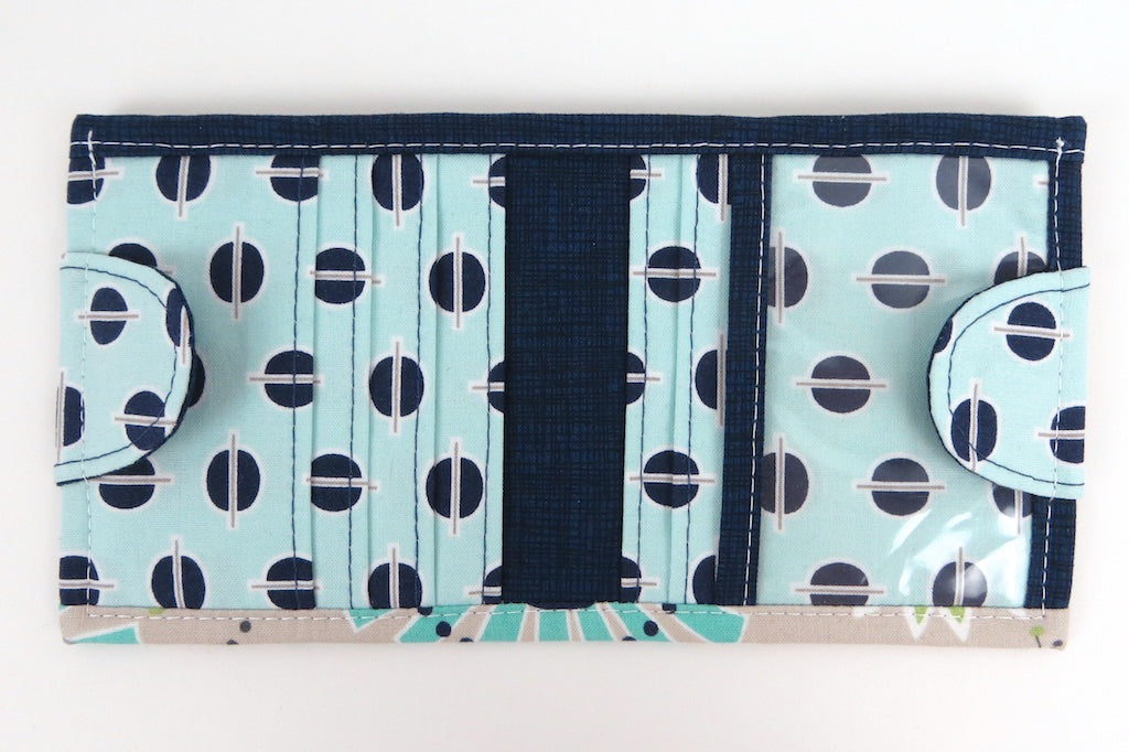 Zip Around Town Wallet Sewing Pattern – dogundermydesk