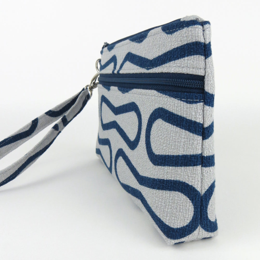 The Essential Wristlet Sewing Pattern