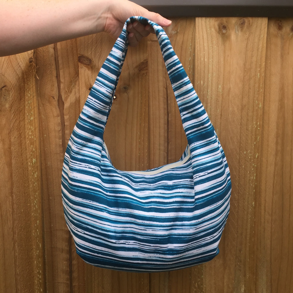 Retro metro hobo bag sale